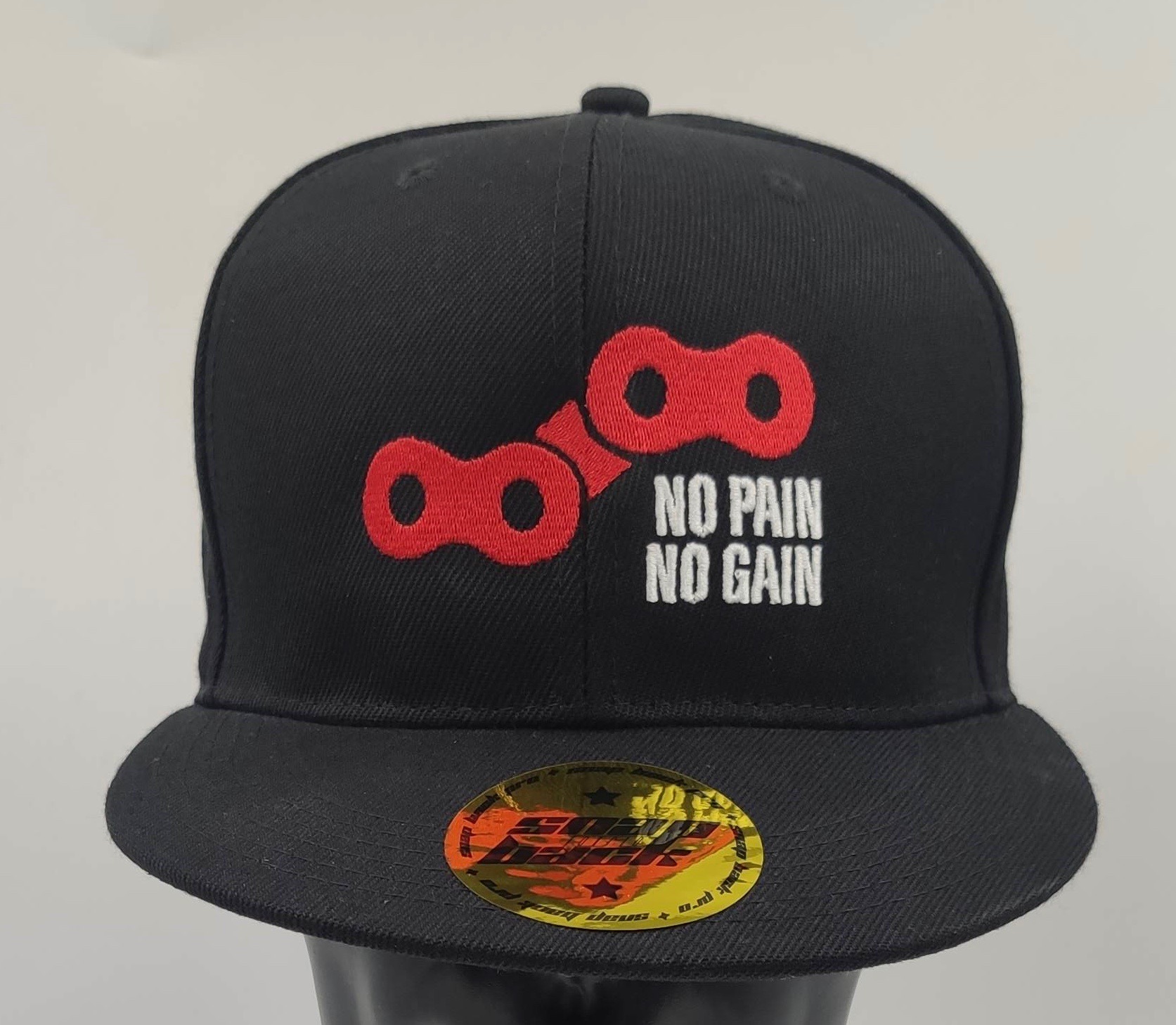 hat no pain image 1